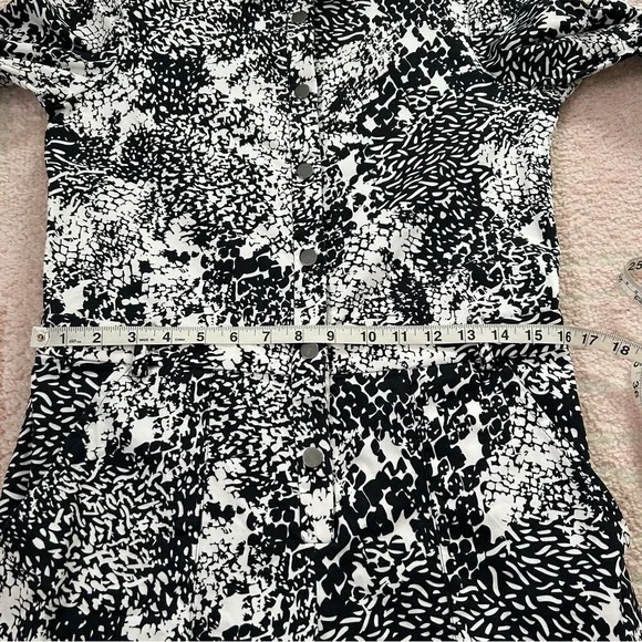 The Kit Black White Patterned Alex Jumpsuit Cropped Long Sleeve Size Medium Fall - Picture 8 of 12